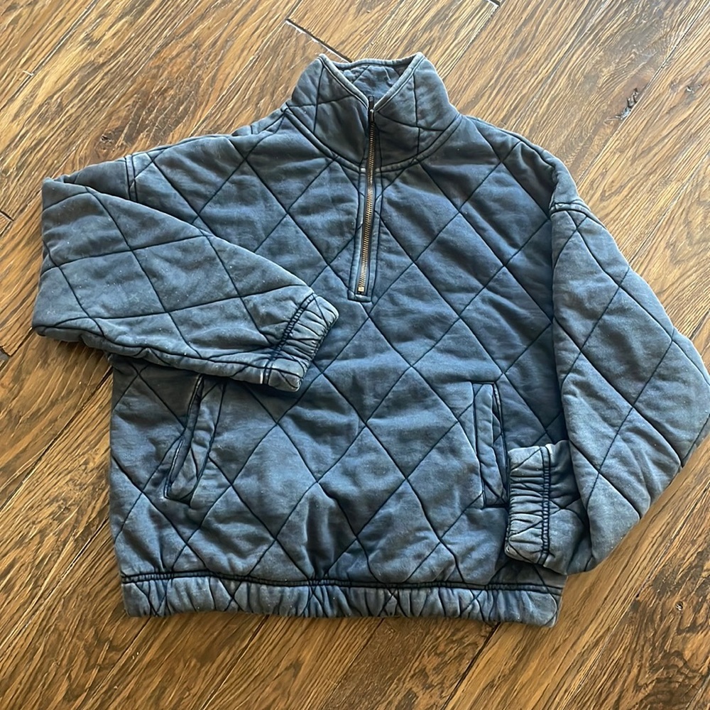 Quilted sweatshirt